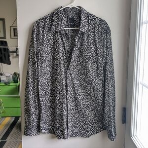 H&M slim fit floral long sleeve shirt